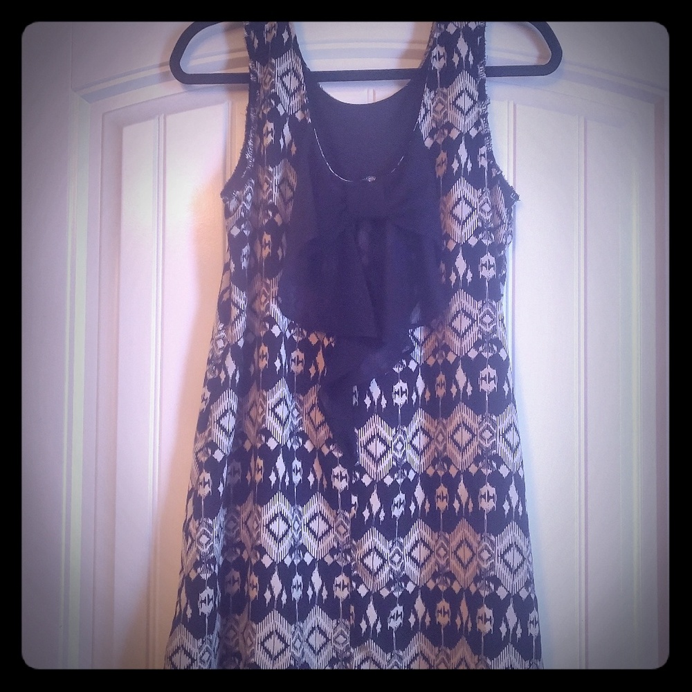 Black and white printed dress